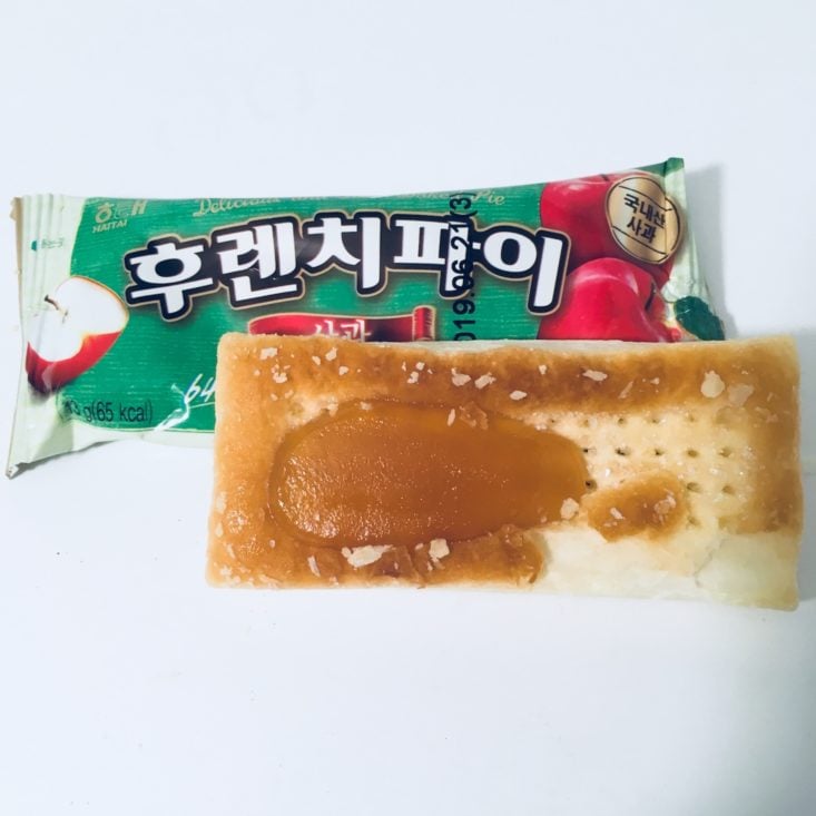 Korean Snacks Box Review December 2018 - APPLE PIE CLOSE TOP