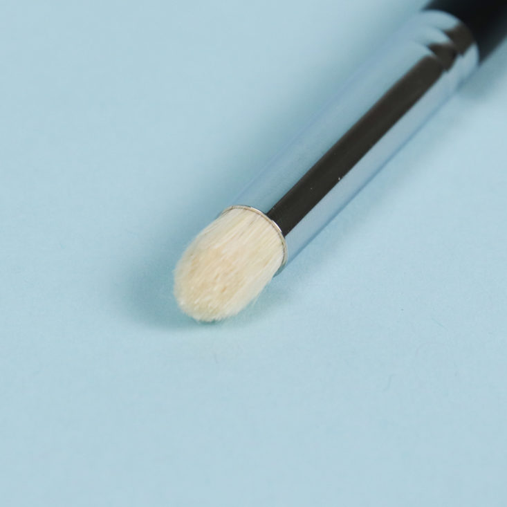 pencil crease brush detail