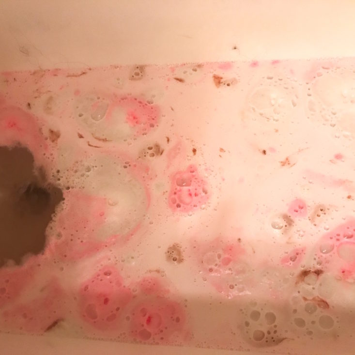 Naturally Vain November 2018 - Cranberry Sugar Cookie Bath Bomb Shade Of Color View