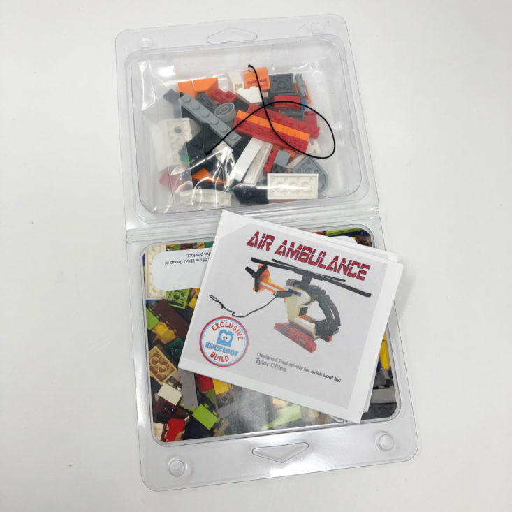 November 2018 Brick Loot “Emergency Rescue” November 2018 - Air Ambulance Exclusive 100% LEGO Build Designed by Tyler Clites 3 Top