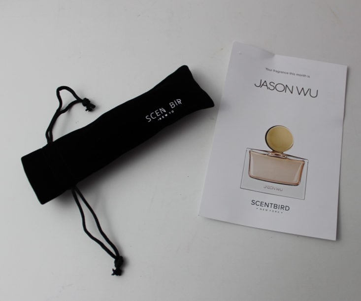 Scentbird November 2018 - Pouch And Booklet Top