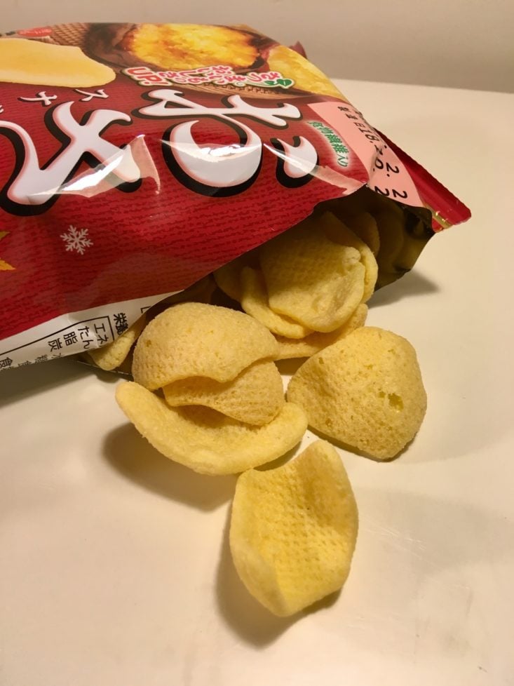 TokyoTreat Classic Review November 2018 - Calbee Puffy Sweet Potato Chips Front
