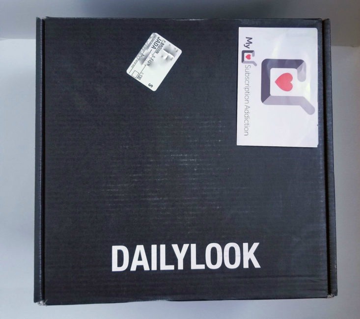 Daily Look December 2018 shipping box