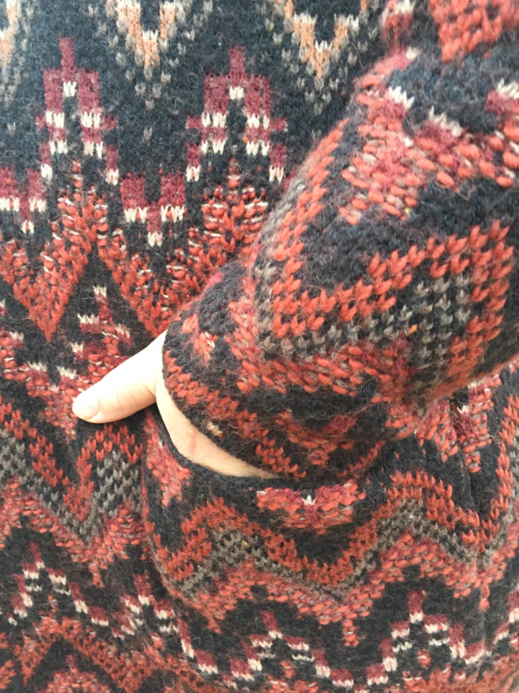 Gwynnie Bee January 2019 - Geometric Cardigan Side