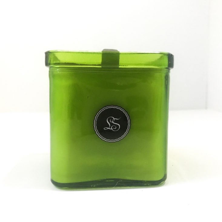 LoveSpoon Candle Club January 2019 - Pine Cone Soy Candle Box Open Front