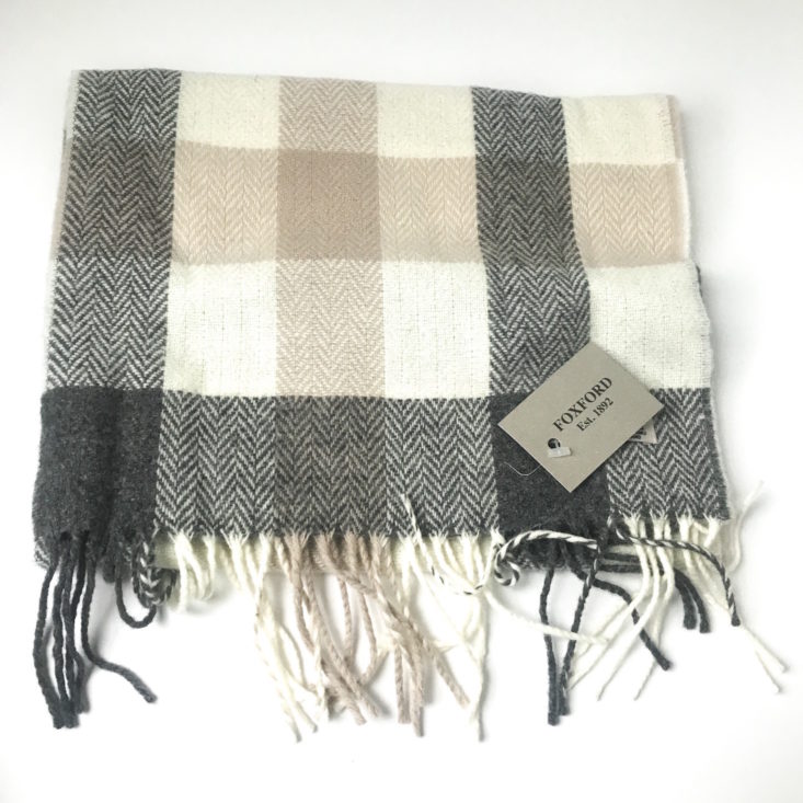 MyIrelandBox December 2018 - Lamb’s Wool Scarf 1