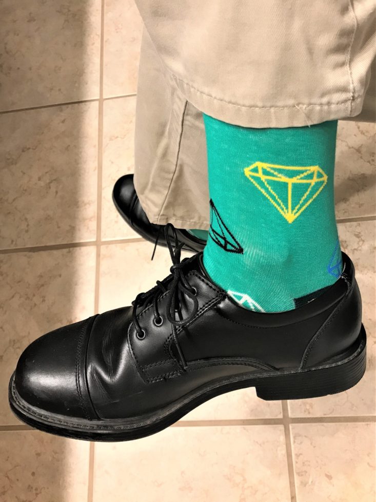 Sock Fancy Men January 2019 - Green Sock On With Shoe