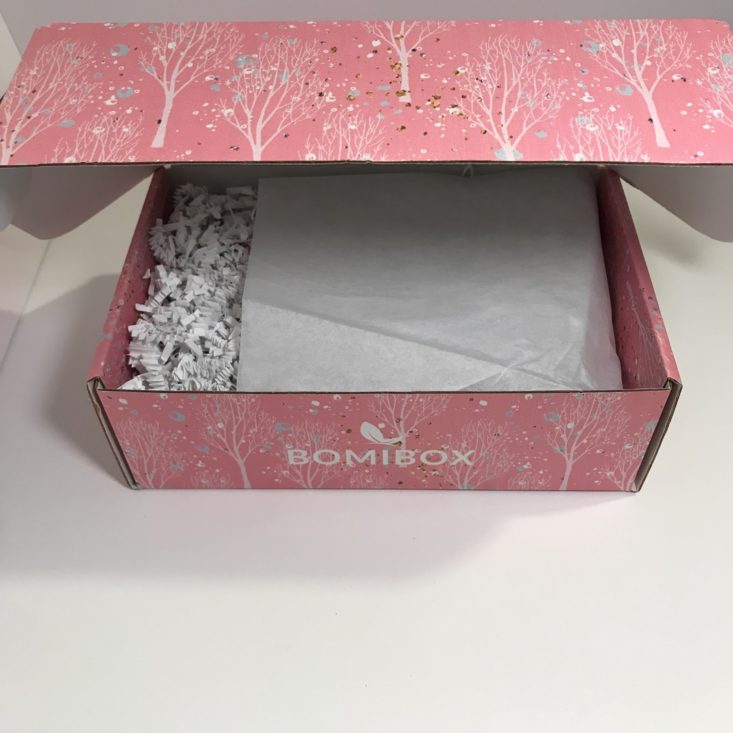 BomiBox January 2019 - Opened Box