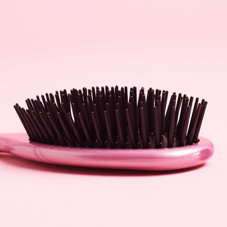 No Make No Life March 2019 hair brush head detail