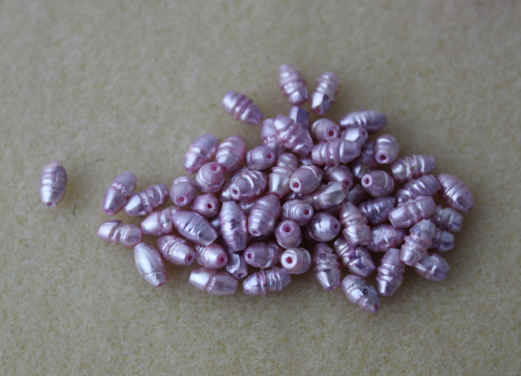 Vintage Bead Box February 2019 - Faux Pearl Beads Rice Shaped Top