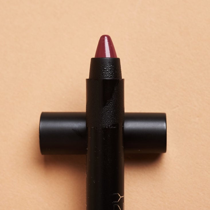 Cosmo Box March 2019 lipstick tip