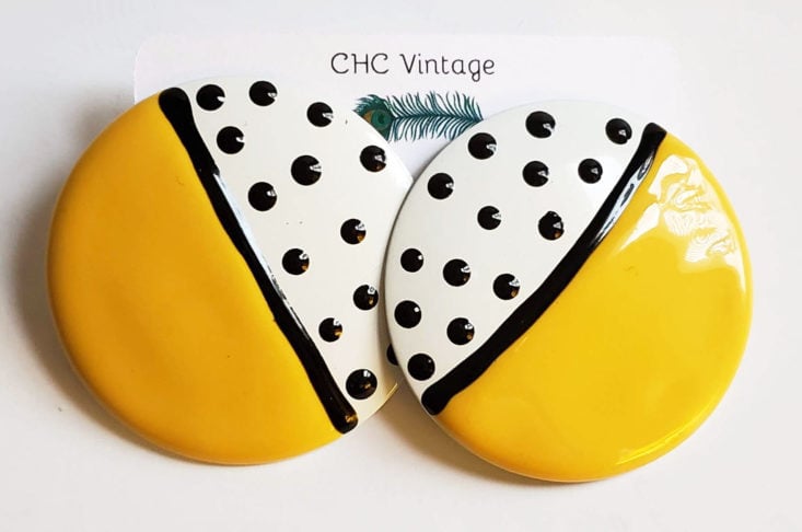 Crazy Hot Clothes Vintage Accessory January 2019 - Black And Yellow Black And Yellow And White Earrings