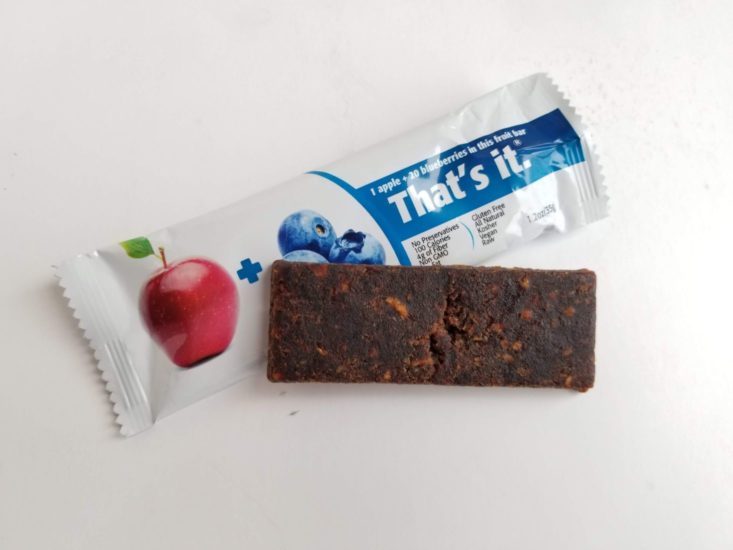 Healthy Living Kids Snack Box March 2019 that's it bar opened