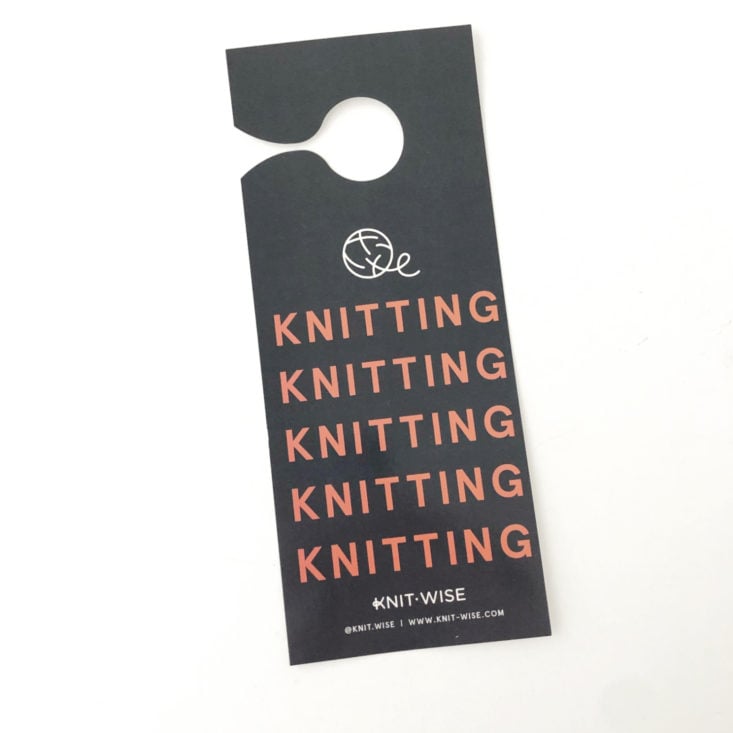 Knit Wise Review February 2019 - Knitting Doorhang