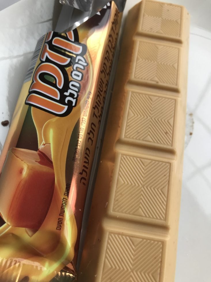36 Universal Yums April 2019 - Pesekzman Chocolate Opneed