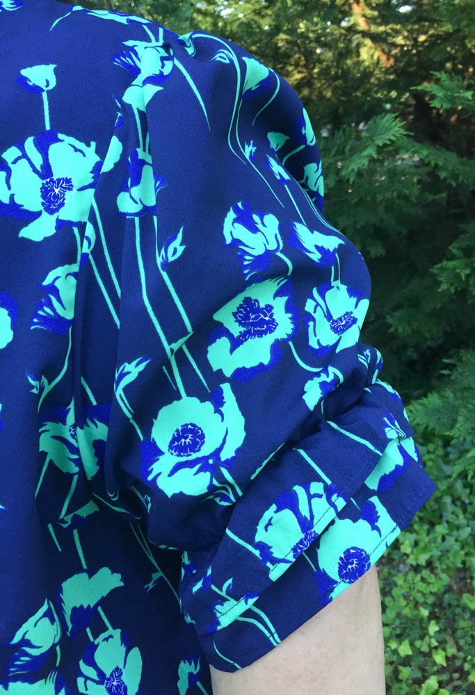 Gwynnie Bee April 2019 - Poppy Floral Ruffle Short Sleeve Blouse Sleeve