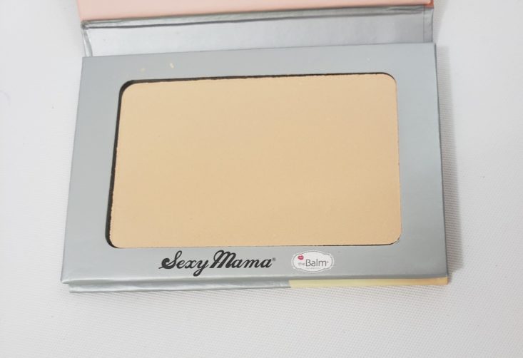 Tribe Beauty Box April 2019 - TheBalm Sexy Mama Anti-Shine Translucent Powder 3