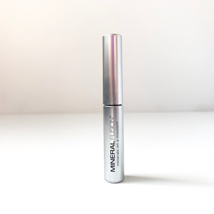 Whole Foods 24-Hour Beauty Bag Review April 2019 - Mineral Fusion Volumizing Mascara Front