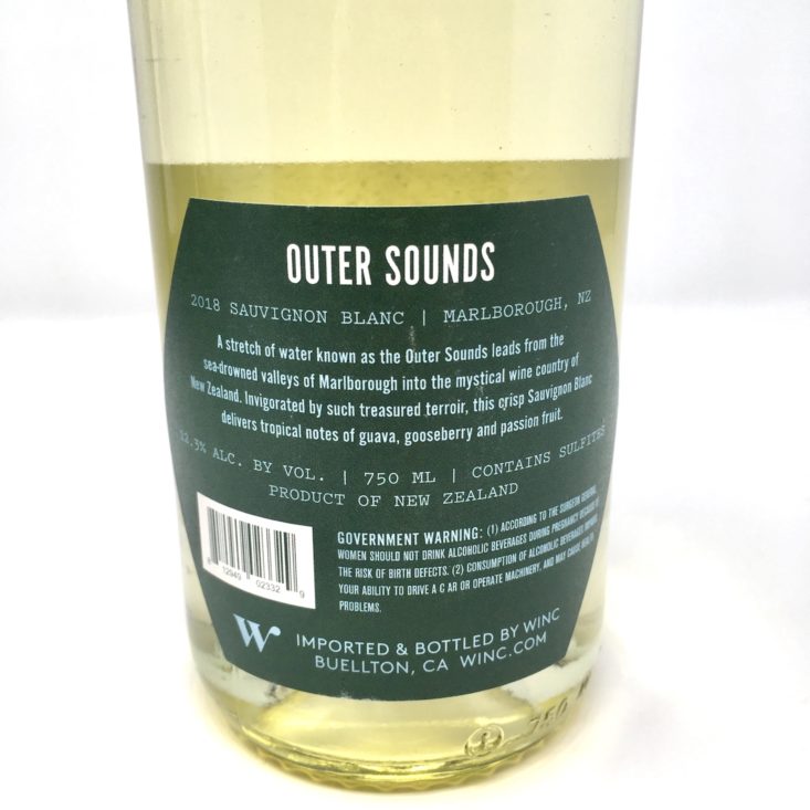 Winc Wine of the Month Review March 2019 - 2018 Outer Sounds Sauvignon Blanc Back Front
