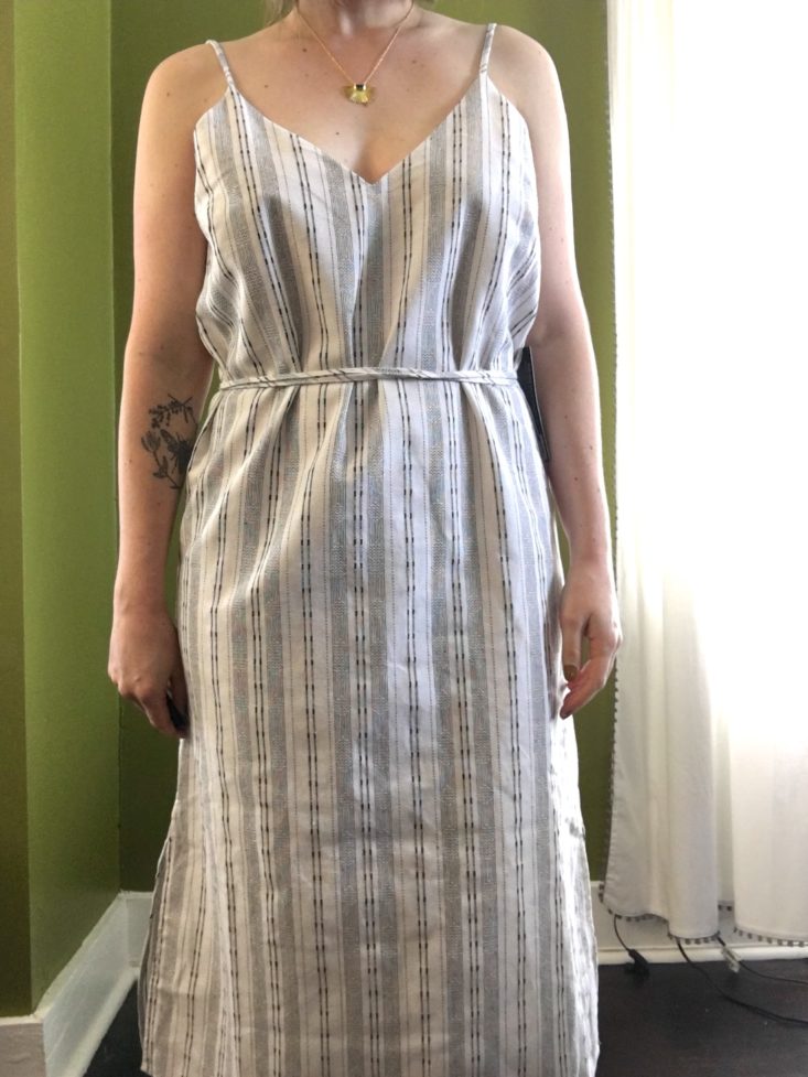 DAILYLOOK styling subscription review may 2019 striped dress up close