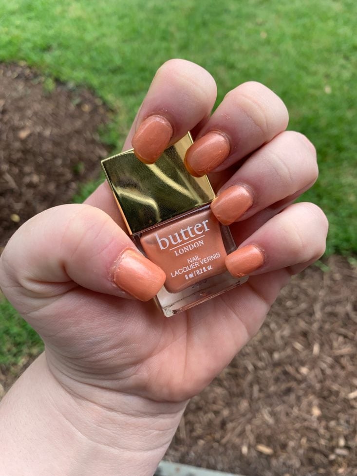 The Birchbox Coral Color Kit May 2019 - Butter London Glazen Nail Lacquer in Blaze 2