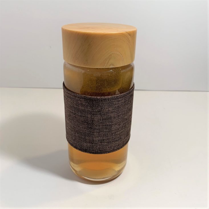 The Black Box Spring 2019 - Utopia Tea House All-Natural Loose-Leaf Tea In Tumbler Front