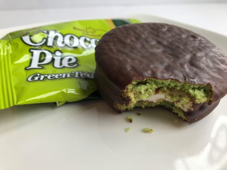 Universal Yums “South Korea” May 2019 - Green Tea Choco Pie Opened Front