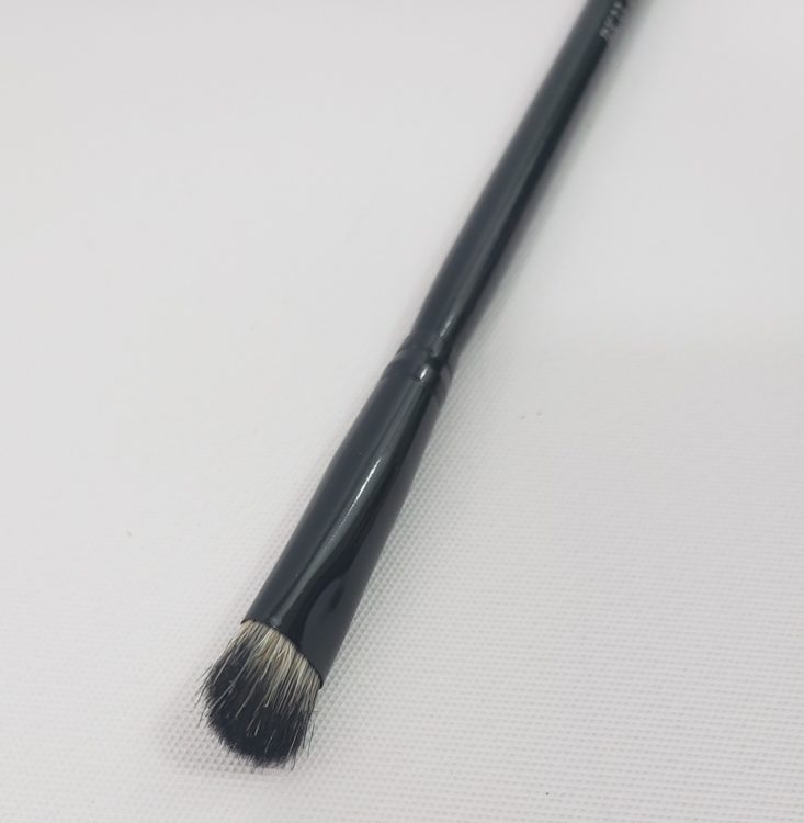 Tribe Beauty Box June 2019 - Crown Luna Brush – Mini Oval Smudger Brush 2