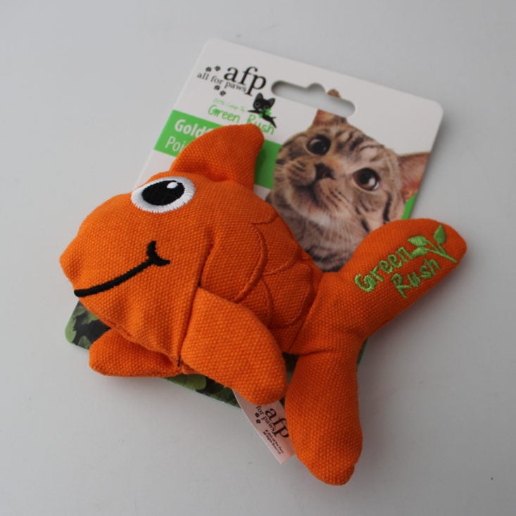 Vet Pet Box Cat June 2019 - Orange Fish Top