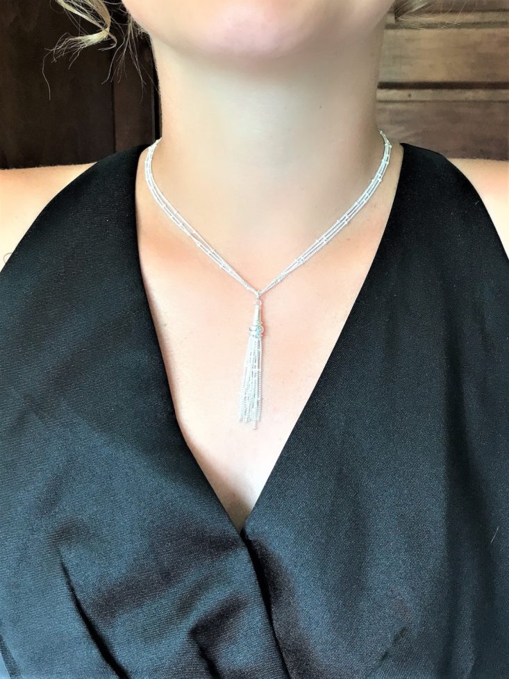 Jewelry Subscription July 2019 - Wear necklace Closeup Front