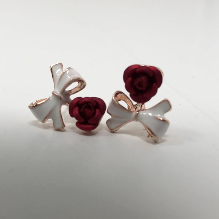 The Bizarre Chic Boutique Pouch June 2019 - Rose and Bow Stud Earrings Front
