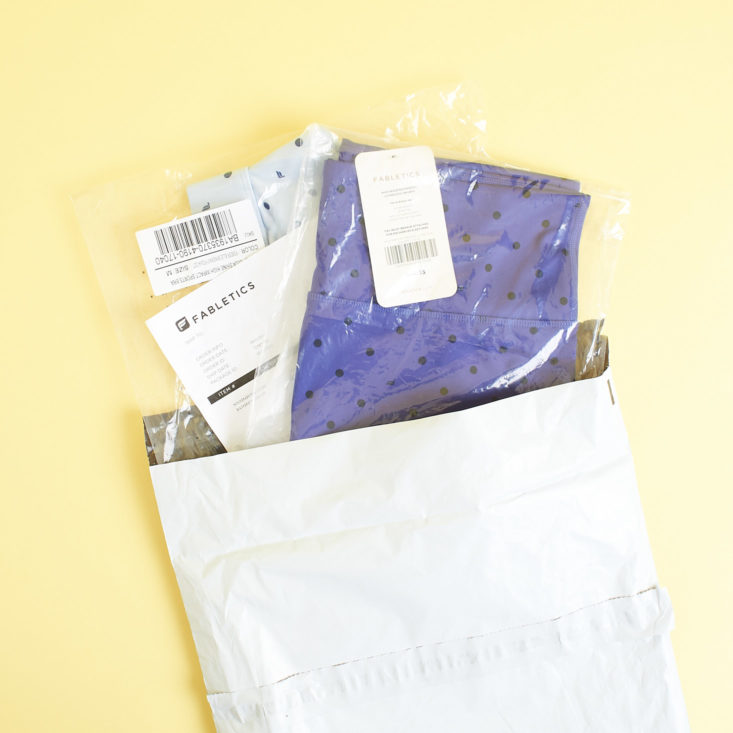 unpacking my fabletics bra and shorts