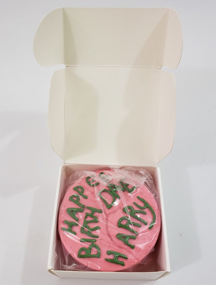 GeekGear Wizardy July 2019 - Birthday Cake Ornament Box Opened Top