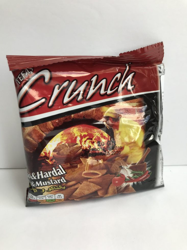 Universal Yums August 2019 - Crunch Tako and Hardal Aromali Cips Unopened