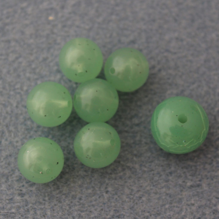 Vintage Bead Box September 2019 - Green Acrylic Beads Top